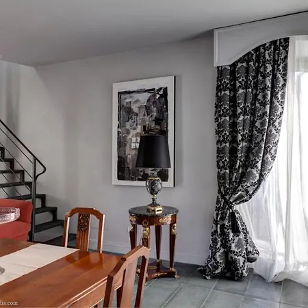 カントリーハウス La Gabelletta アメリア